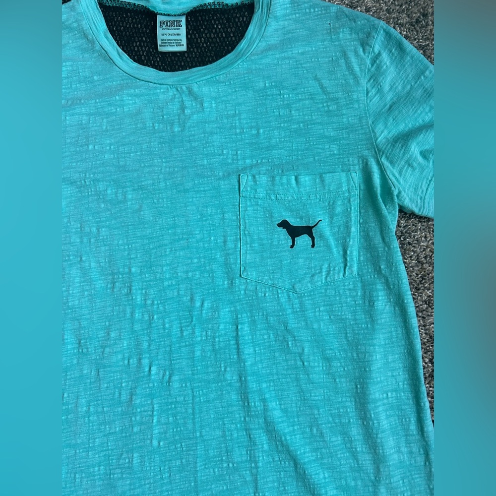 PINK by Victoria’s Secret Aqua and black t-shirt size small NWOT - Picture 2 of 7